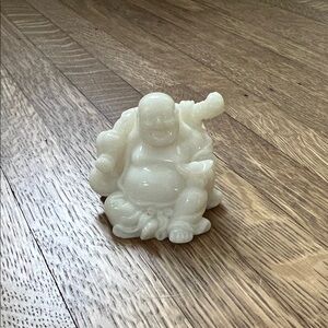 Ivory-Toned Buddha Figurine